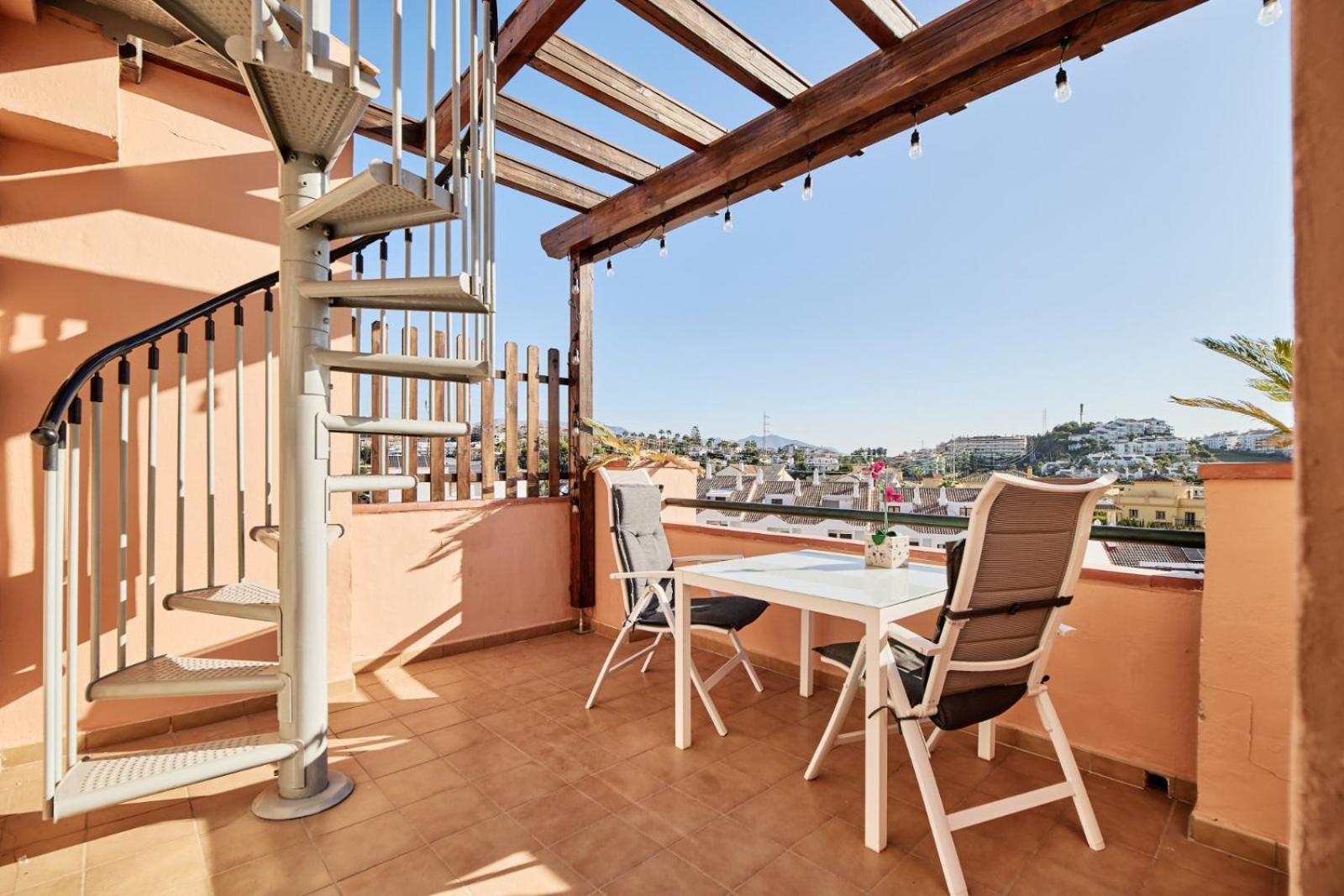 Cozy Penthouse Riviera Del Sol Appartement Málaga Buitenkant foto