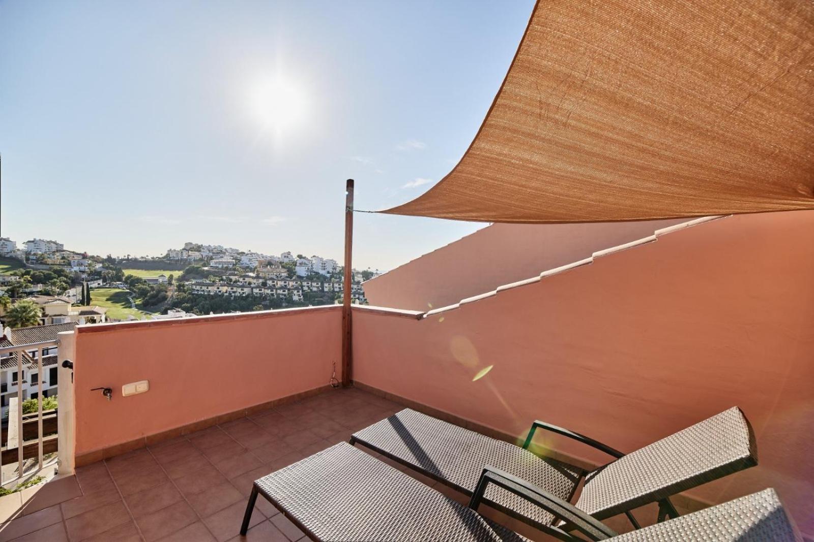 Cozy Penthouse Riviera Del Sol Appartement Málaga Buitenkant foto